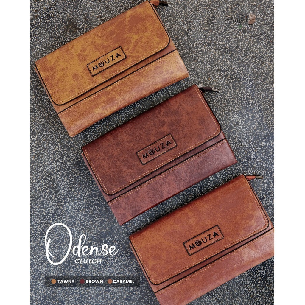 Koleksi Najmi / Mouza Odense Clutch / Tas Dompet Strap Handle Model Kekinian Odense Clutch by Mouza