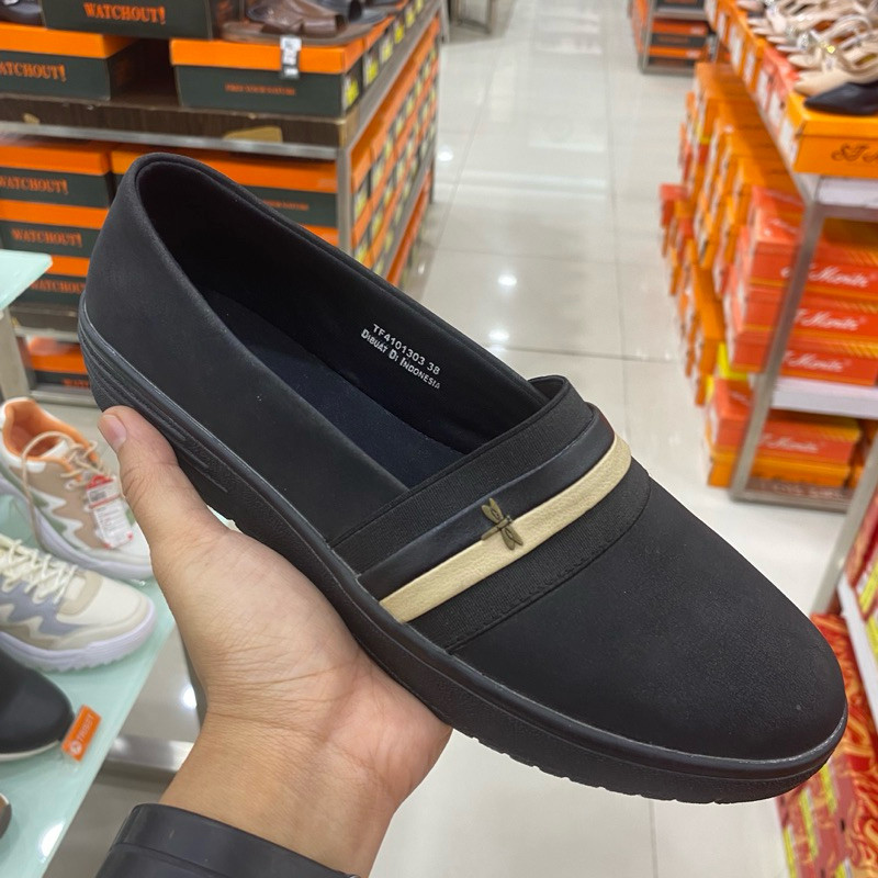 Sepatu Slop Triset / Sepatu wanita Triset / Bahan empuk