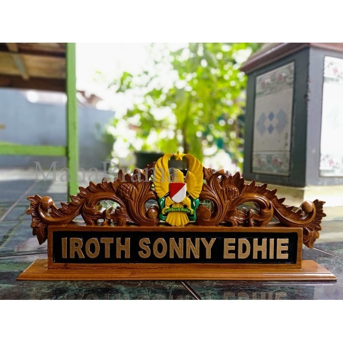 

PAPAN NAMA / PAPAN NAMA MEJA / KAYU UKIR / LOGGO TNI MB3212