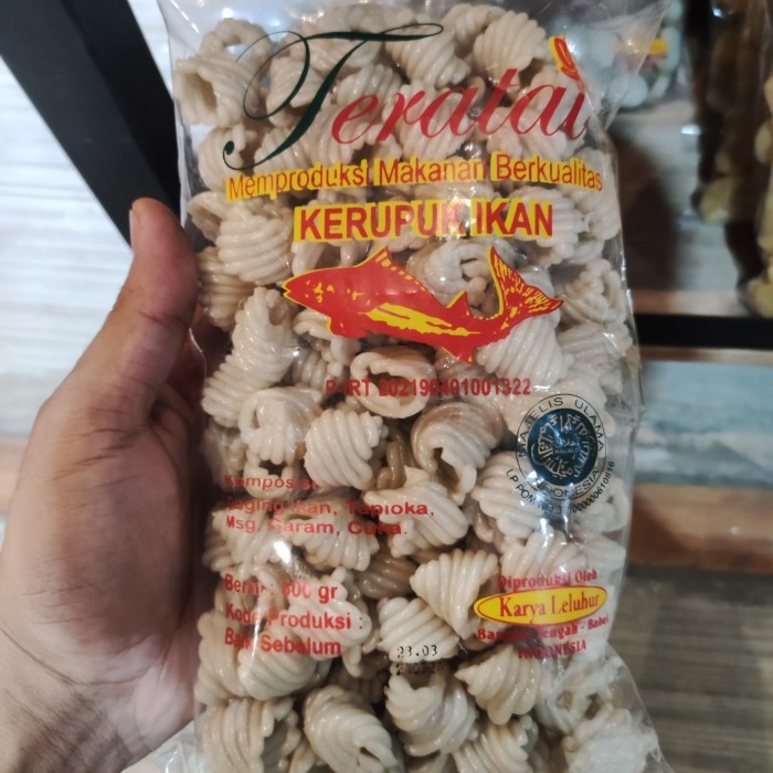 

cocoonrebirth kerupuk mentah ikan asli merk teratai khas bangka 500gr