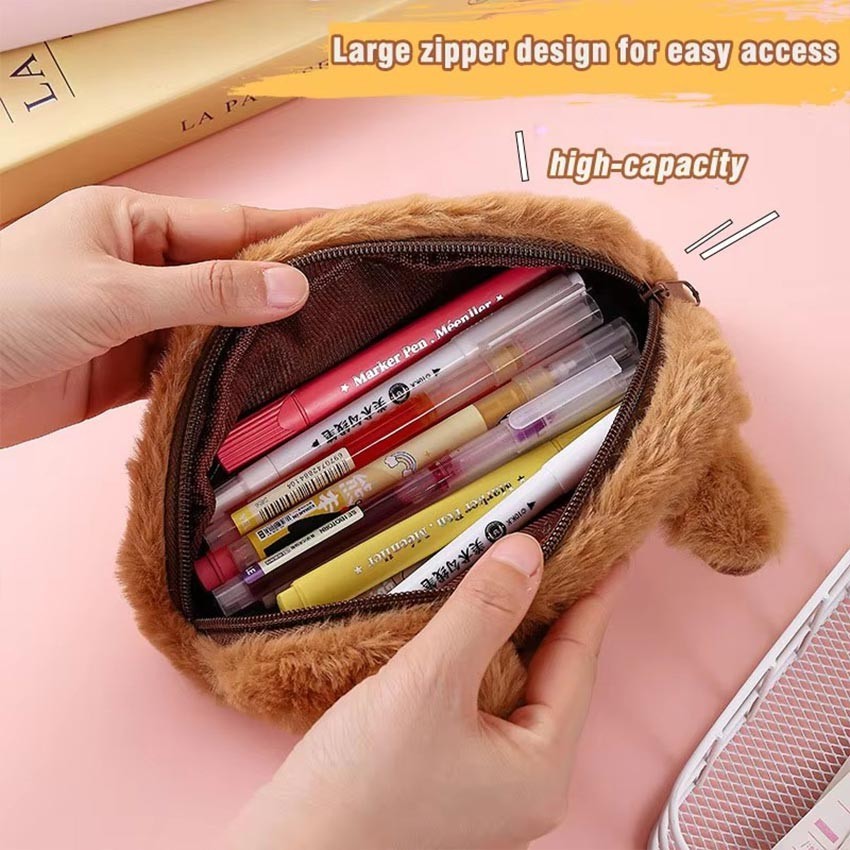 

WAGOMU - Kotak Pensil Capybara Fluffy Series Pencil Case Kotak Pensil Fluffy Tempat Penyimpanan