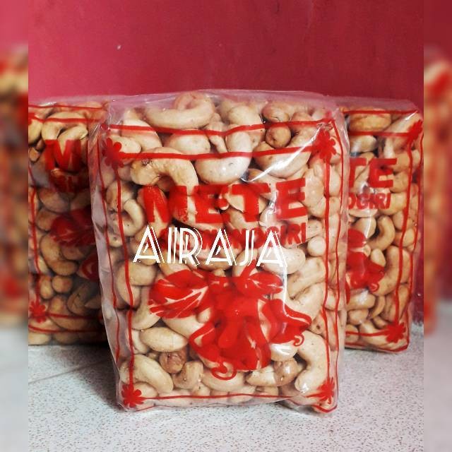 

KACANG METE GORENG 500 gram PREMIUM