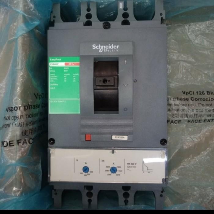 Mccb CVS630F 3P 630A Schneider