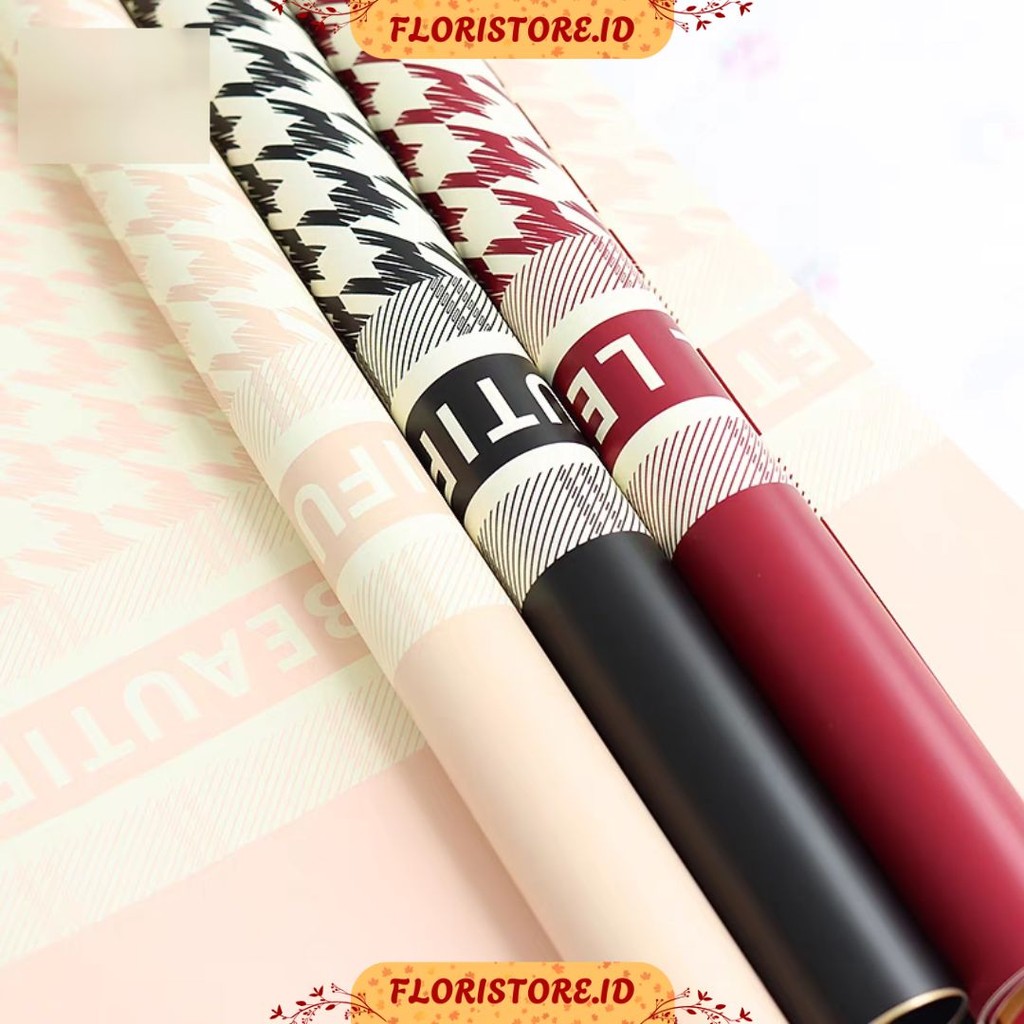 

HOUNDSTOOTH MOTIF PAPER / CELLOPHANE / FLORIST PAPER / KERTAS BUKET BUNGA / WRAPPING WRAPPER