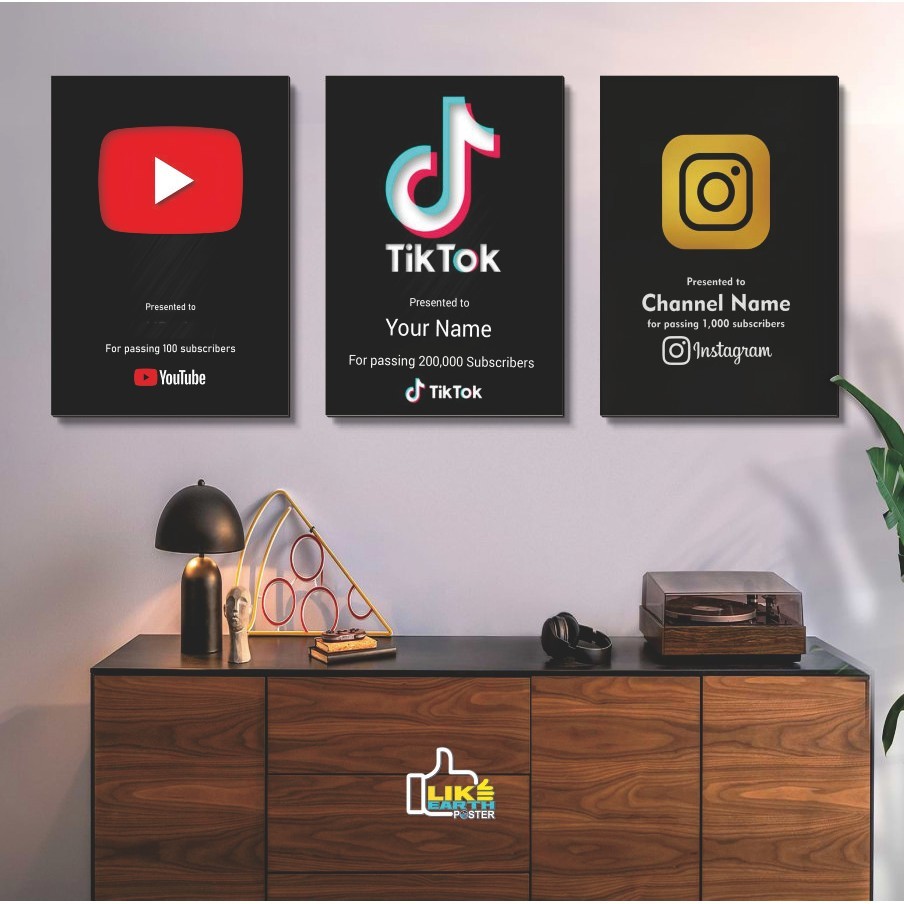 Poster Kayu Hiasan Dinding Youtube Play Button Silver Pajangan Youtubers Reward Tiktok Instagram Fb