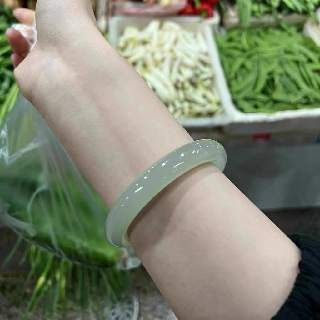 Gelang kalsedon imitasi kaca alami Gelang bulat gemuk Strip bulat biru dan putih Gelang air jernih e
