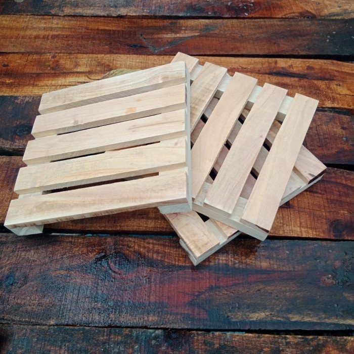 Tatakan Alas Panci Bahan kayu 20 Cm