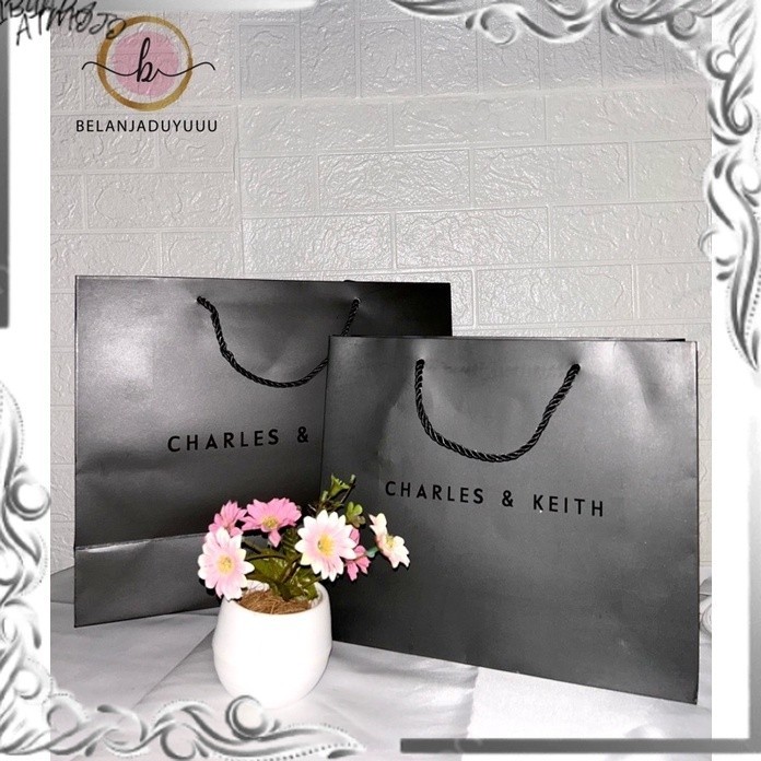 

Paper Bag Charles Keith Original Store Paper Bag pembungkus kado (READY STOCK JKT )
