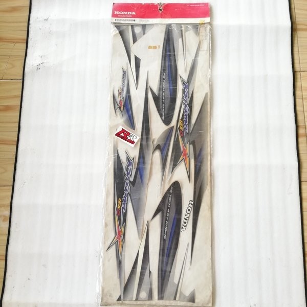 grafik graphic striping sticker body bodi original ori honda karisma x d 125 x125 d tahun 2005 hitam