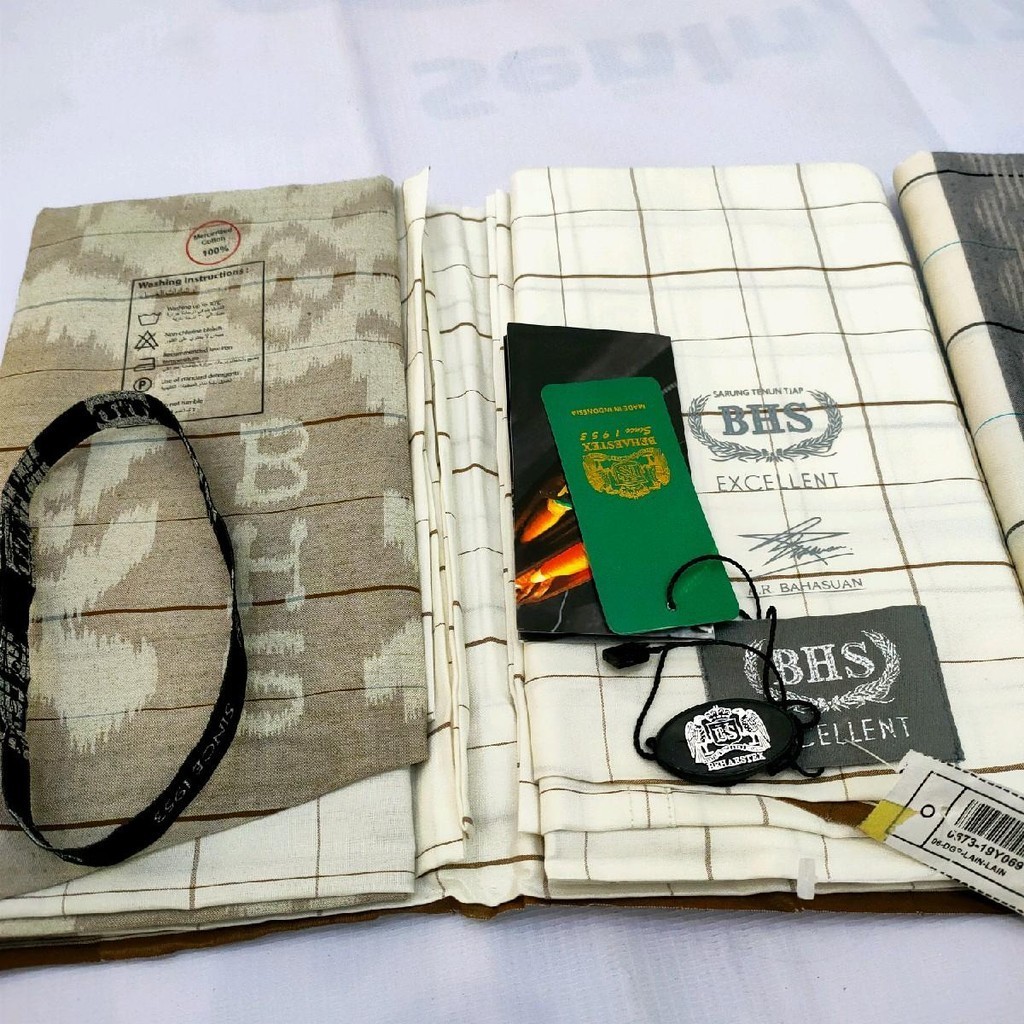 BHS Excellent Silver SKA SCK Sarung Pria Motif Elegan Bahan Berkualitas Ukuran 125x105 cm