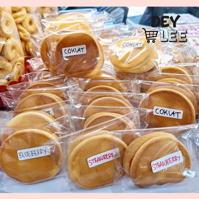 

Kue Dorayaki Mini Satuan Plastik ANEKA RASA Cemilan Snack Bandung