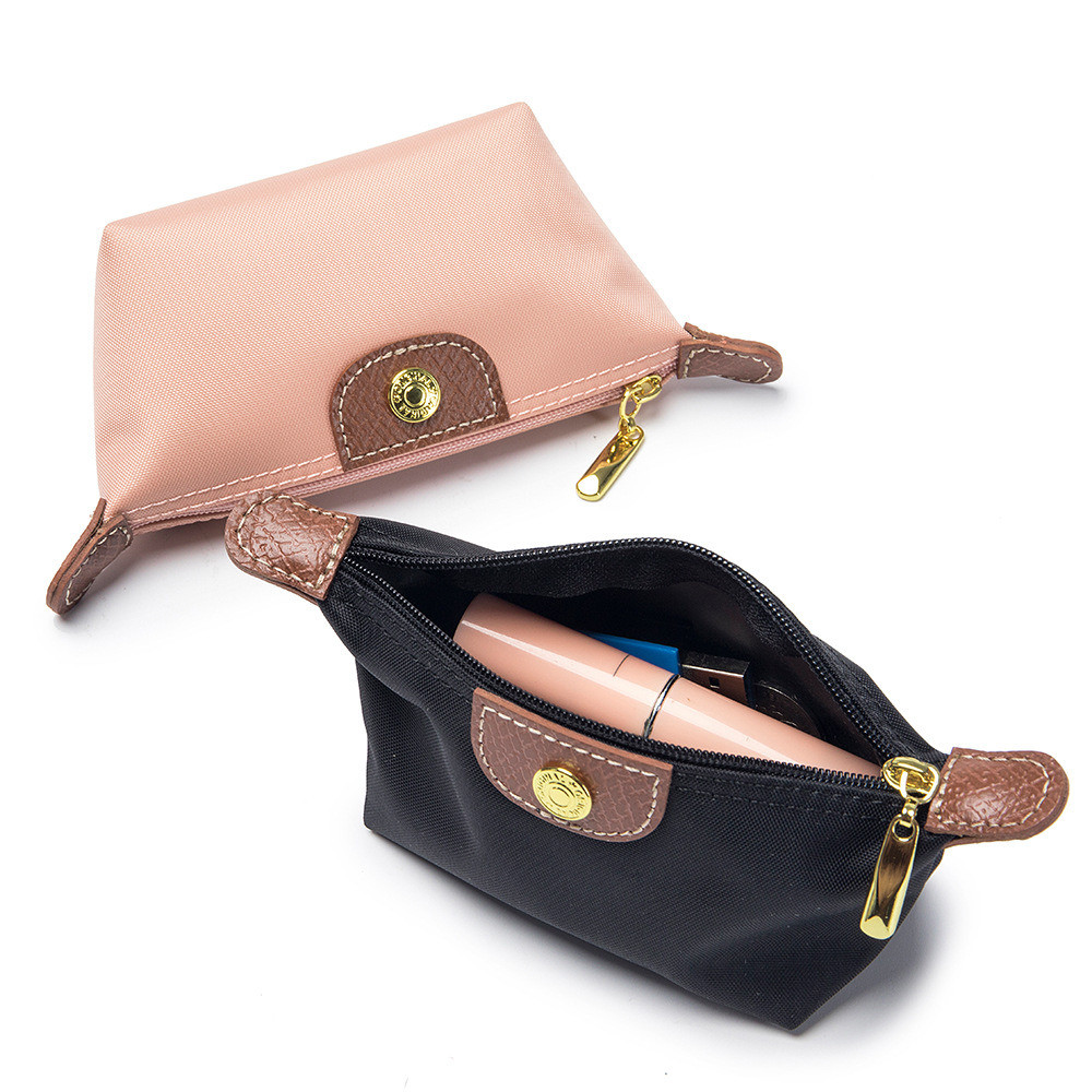 

Mini Delicate Coin Purse Dumpling Bag Portable Nylon With Leather Lipstick Earring Headphones Key Pouch Designer Handbags