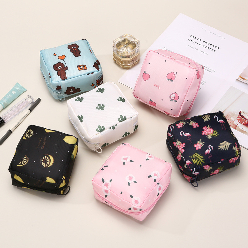 

Cute cartoon sanitary napkin storage bag girls menstrual period portable bag ladies sanitary napkin storage large capacity packe