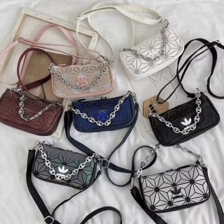 MADARSHOP  ADIDAS CHAIN CHUNCKY SLINGBAG / TAS ADIDAS / ADIDAS SHOULDERBAG / ADIDAS SLINGBAG / TAS S