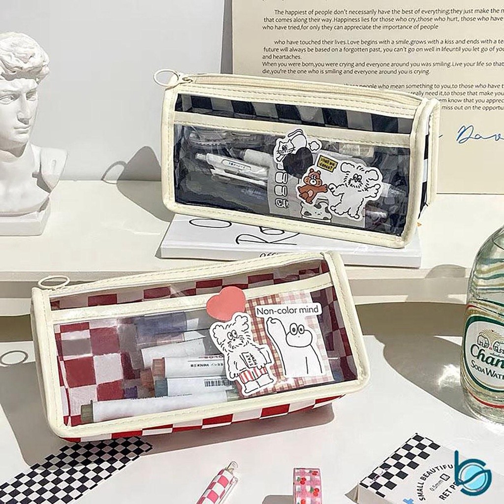 

Pensil case/Tempat Pensil Motif Kotak-kotak Transparan/Tempat Alat Tulis Model Catur - Best Stationary