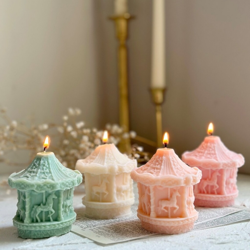

3D Carousel Candle Silicone Mold DIY Merry-Go-Round Aroma Plaster Candle Resin Ornament Molds Creative Candle Making Home Decor