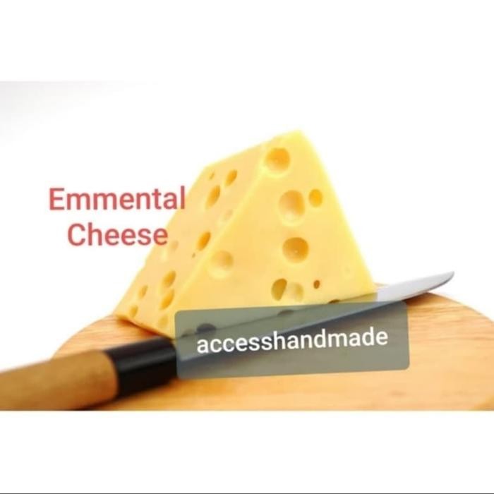 

Emental Swiss Cheese keju Emmental semi hard soft deli 250gr