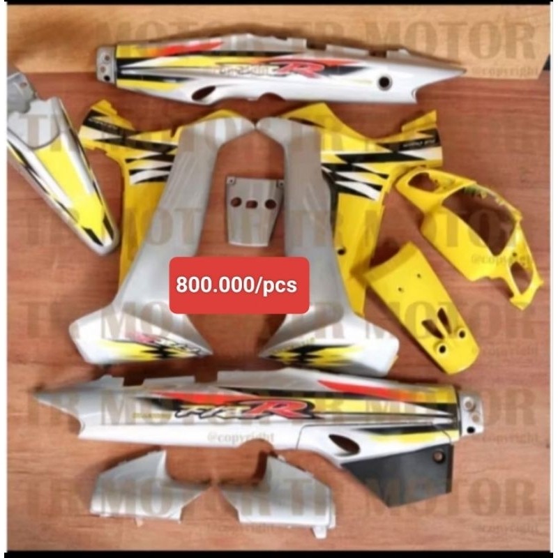 fizr body set halus Yamaha fizr melinium silver kuning 2000