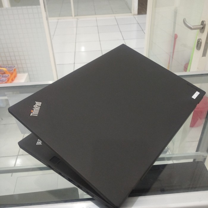 Lenovo thinkpad T470p CORE i5 GEN7 vga Nvidia 2Gb murah meriah