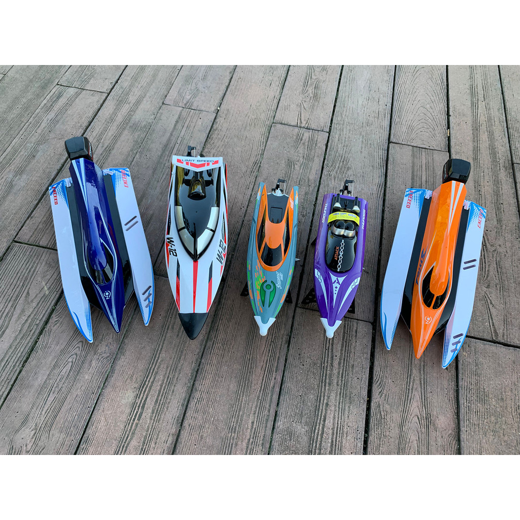 Medium Remote Control Boat RC Watercraft WL912 Fast 35km/h Alloy Parts for Hobby Beginners Experts
