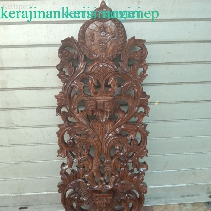 

Blawong Tempat K eris Tempel Dinding Kayu Jati Logo Keraton 80 murah antik