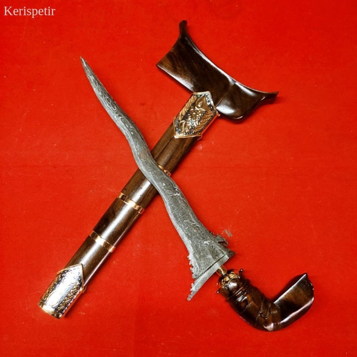 

Keris Patrem Bugis / Melayu Warangka Bahan Kayu Sono Keling Istimewa murah antik