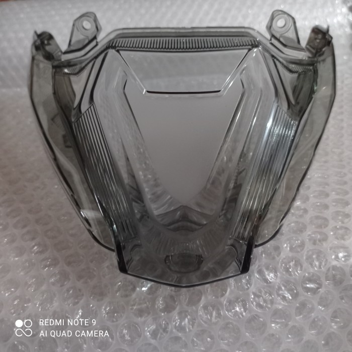 Mika Kaca Lampu Stop Rem Belakang Plus Mika Sen Belakang Honda beat l
