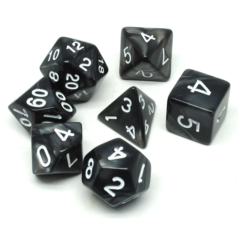 Dungeons & Dragons Dadu Polyhedral: Set Dadu Berkualitas Tinggi