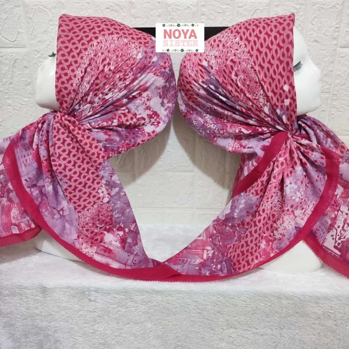 ✨TERLARIS✨ -Hijab jilbab segiempat motif fushia pink fanta voal premium Lacercut