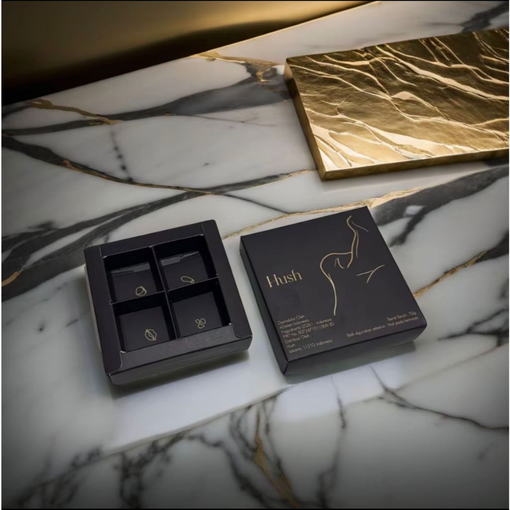 

Hush chocolate Dark Chocolate for couple 32 gram 4pcs