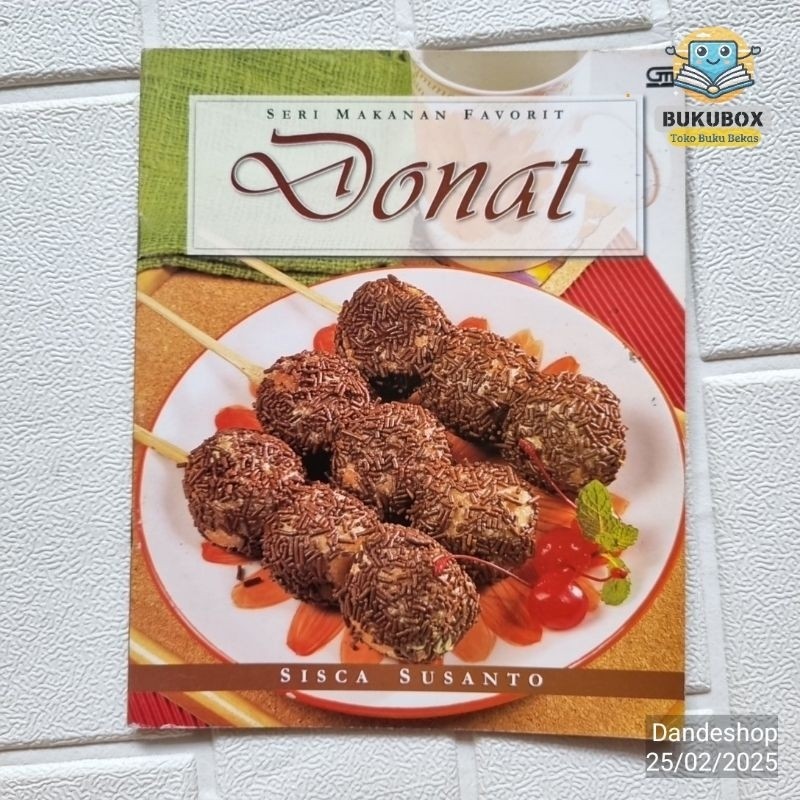 (BEKAS) Donat - by Sisca Susanto - Seri Makanan Favorit Gramedia Buku Resep Masakan  Preloved