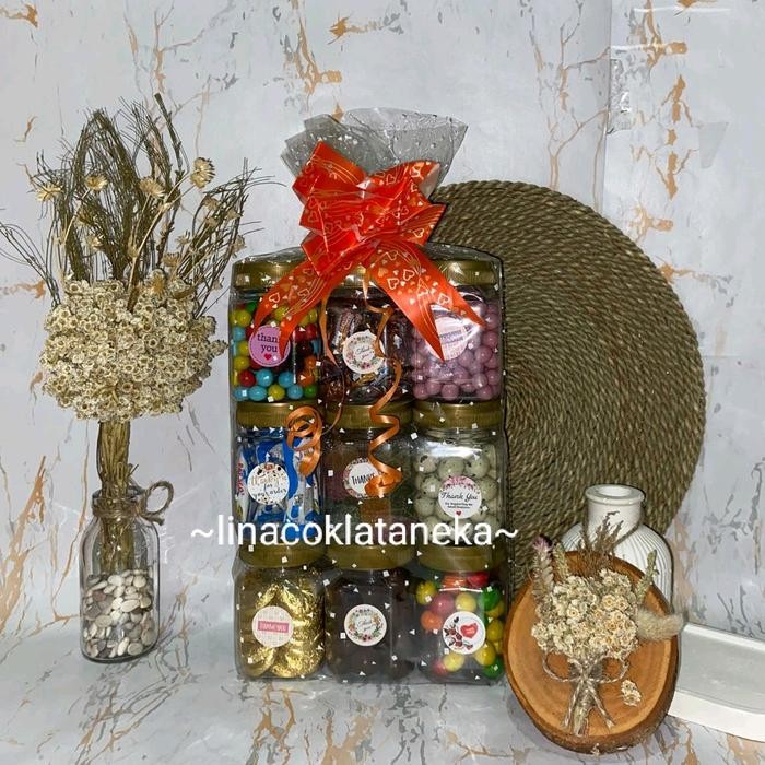 

Paket susun isi 9 toples coklat Lagie, Alpenliebe, Naraya - -