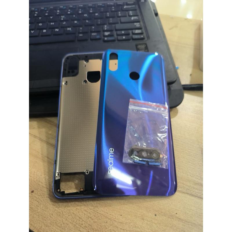 BACKDOOR CASING HOUSING REALME 3 PRO .