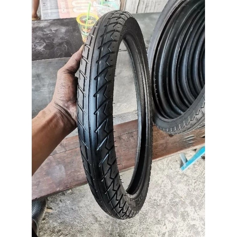 BAN BEKAS DAN SUNTIKAN MURAH all motor bebek ring 17&14 ukuran 80/90 dan 90/80 second