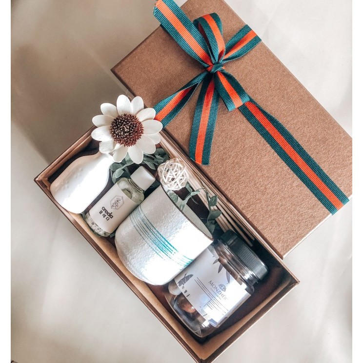 

Most Loved" package untuk hampers / gift / kado / hadiah / new normal - Set C