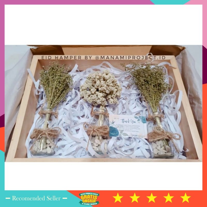

Hampers kekinian unik viral murah ulangtahun natal tahun baru merry christmas / Gift Box Hampers/ Hampers Kado / Hampers Unik / Hampers Pernikahan / Hampers Natal / Hampers Ulang Tahun / Mini Dried Flowers In Frame/ Pajangan Bunga kering /dekorasi
