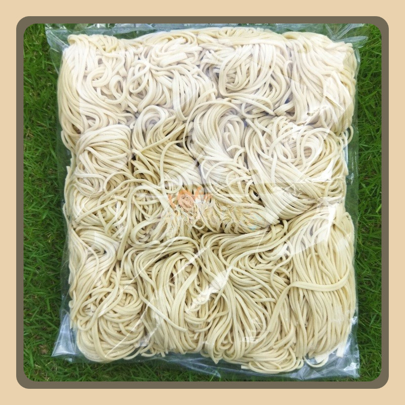 

Mie Basah Mentah 1 Kg Mie Ayam Setan Gacoan Wizzmie