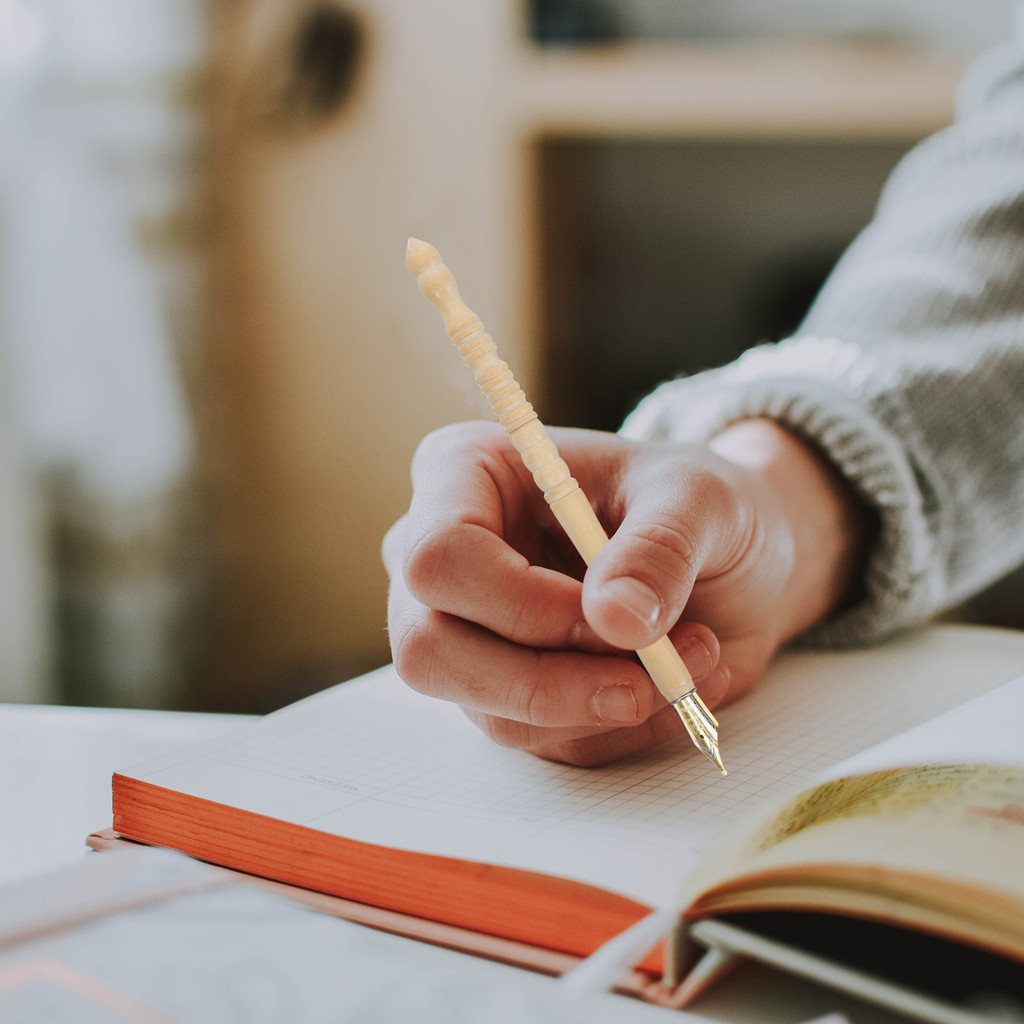 

Calligraphy Pen Rod Bamboo Pencil Holder Extenders Extension Sketch Lengthener Office