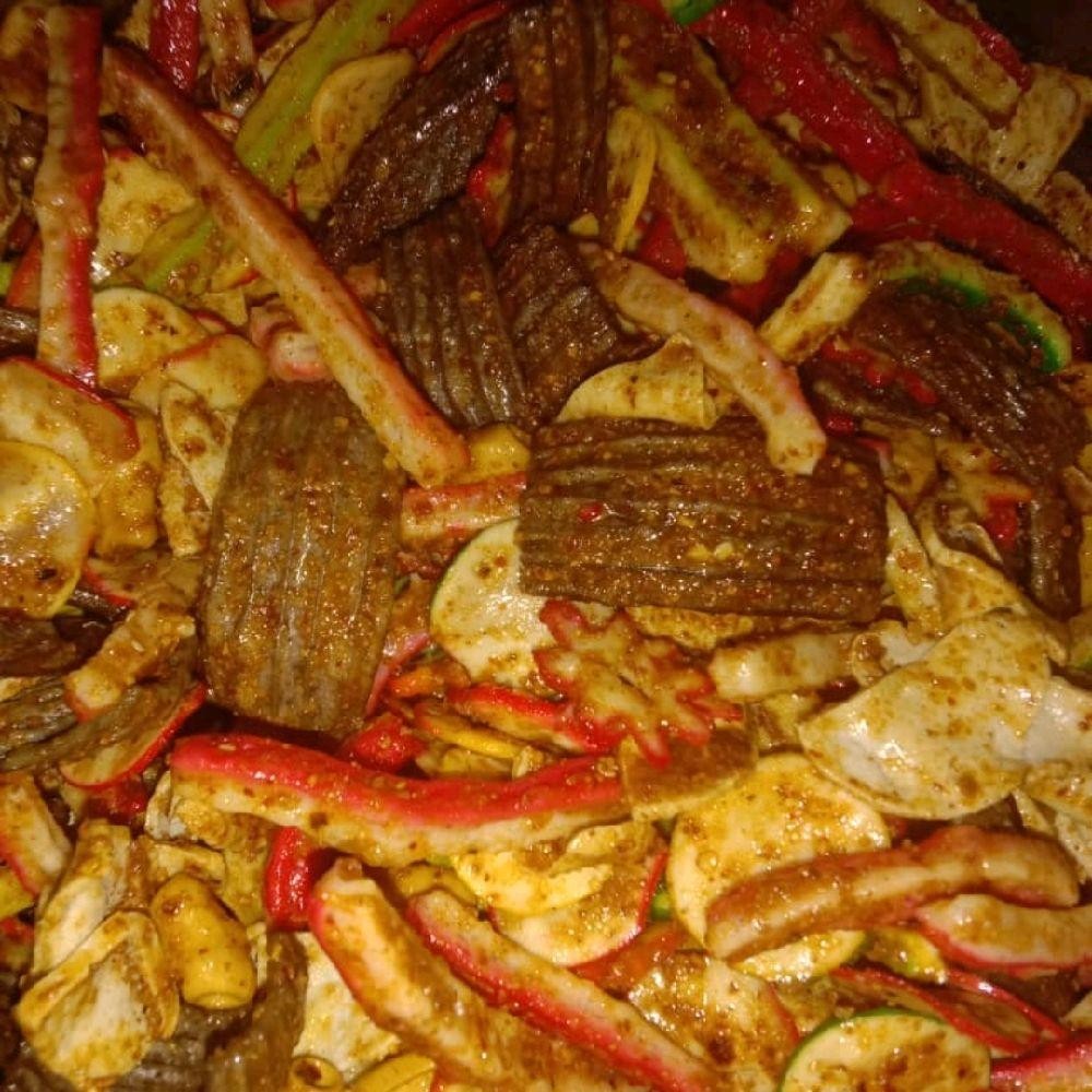 

Sebring Mix Varian Rasa Bumbu Kacang Dan Chili Oil Spices Bubuk