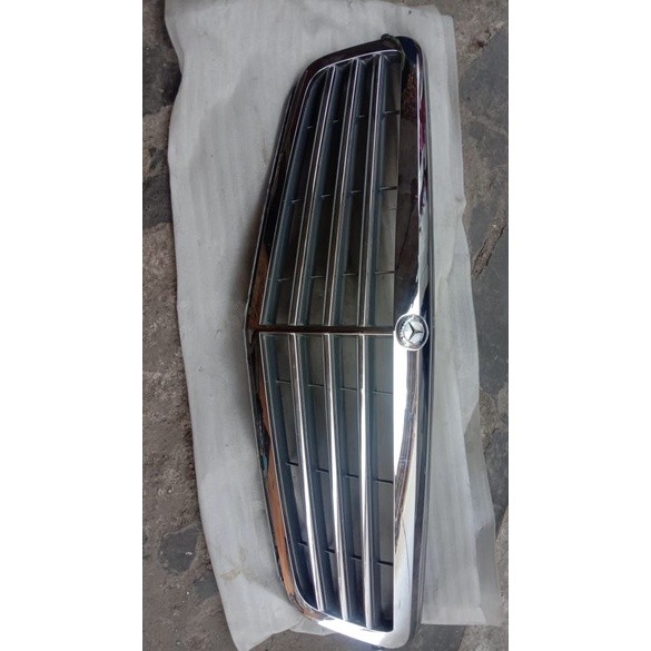 Grill Mercedes-Benz w212