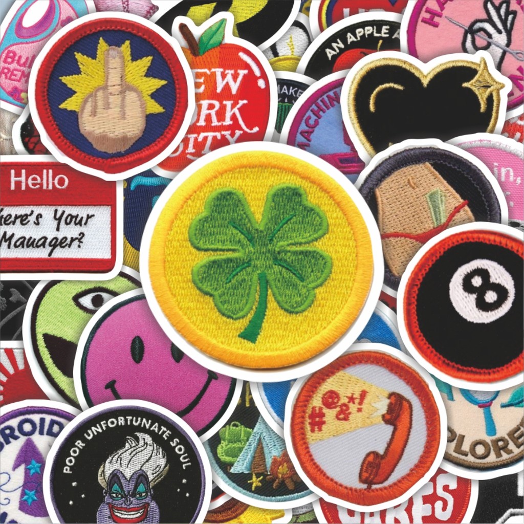 

100PCS Lucu Stiker Patch V6 Stiker Aesthetic Stiker Anti Air Stikers Berperekat Waterproof sticker decal buat Motor Helm Buku Journal Koper Casing HP Laptop Botol Minum Hadiah anak