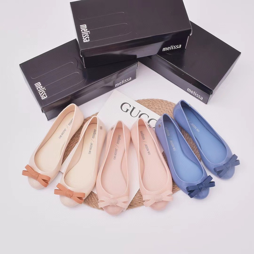 2022 Sepatu Flat Melissa Baru dengan Pita Sepatu Jelly Lembut Sepatu Pantai Sepatu Wanita Harum