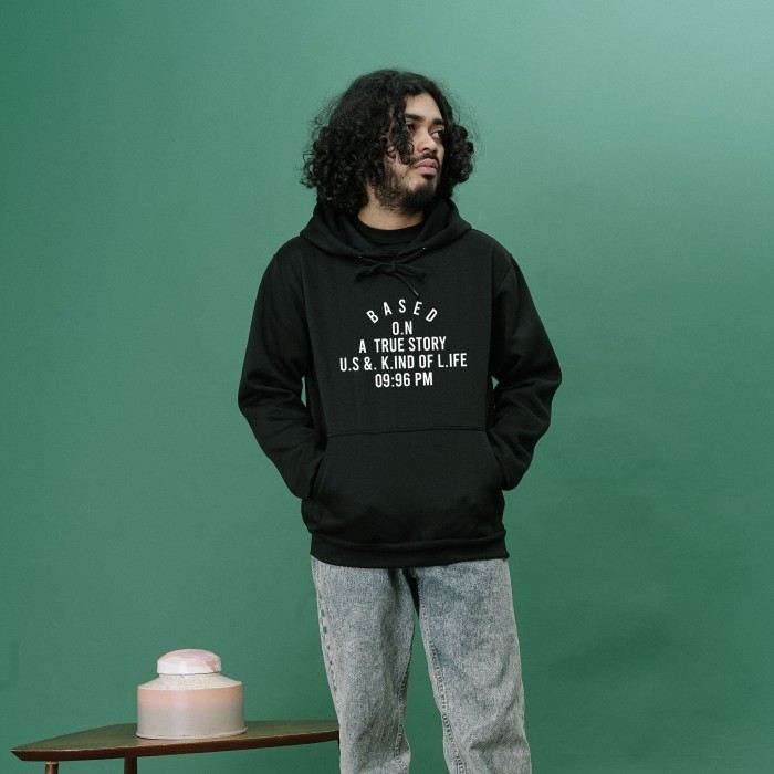 UNKL347 Jacket Hoodie Hitam Model Simpel Bahan Fleece PAMM