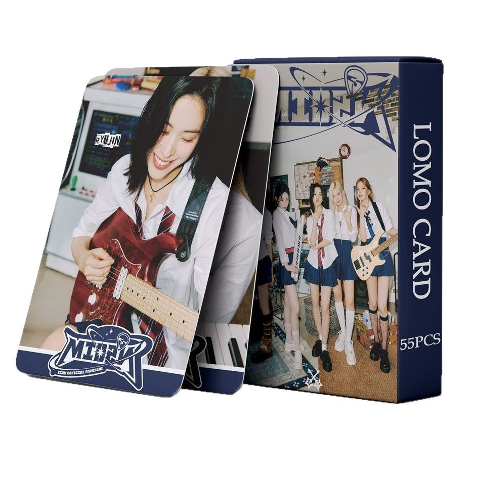 

54pcs/set Kpop ITZY Lomo Cards BEST FRIENDS FOREVER 2022 Greeting Season Photo Album Cards Photocard Postcard Pictures Fans Gift