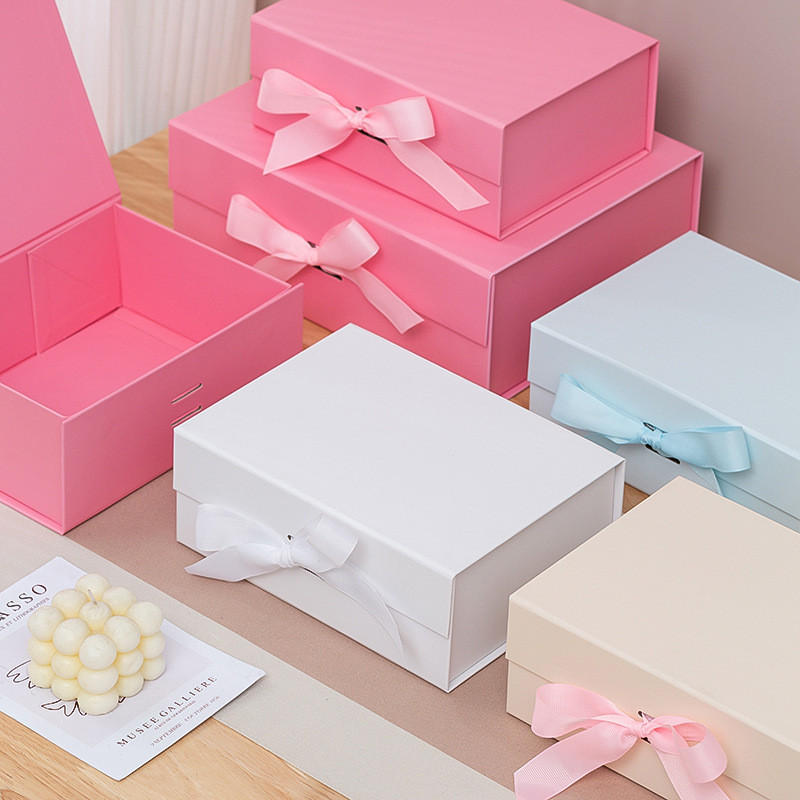 

New Pink Gift Box with Magnetic Closure Lid Gift Box for Presents Bridesmaid Luxury for Gift Packaging Magnetic Wrapping Gifts