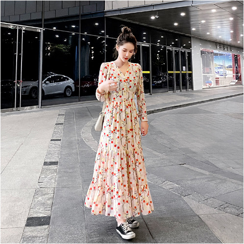 Tiered Midi Maxi Dress in Daisy Floral Print Flower with Button Detail and Long Sleeve  - Dress Casu