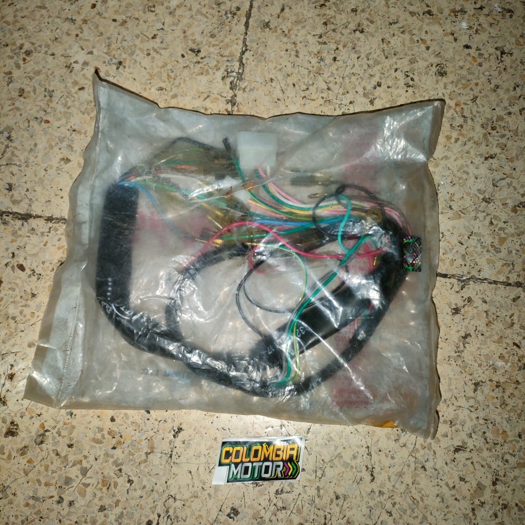 Kabel body CB 100 Kabel bodi Cb 100 (AM)