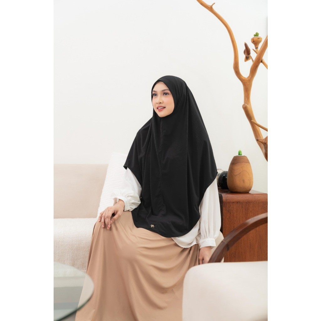 Naraya Bergo Kamala Syari
