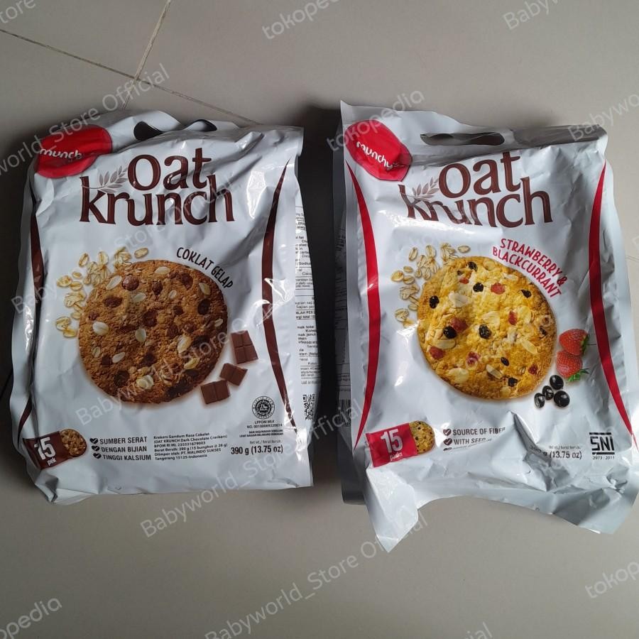 

Munchys Oat Crunch Biscuit Import ( 15 Pak ) Rasa Dark Chocolate / Chunky Hazelnut / Strawberry & Blackcurrant / Nutty Choco