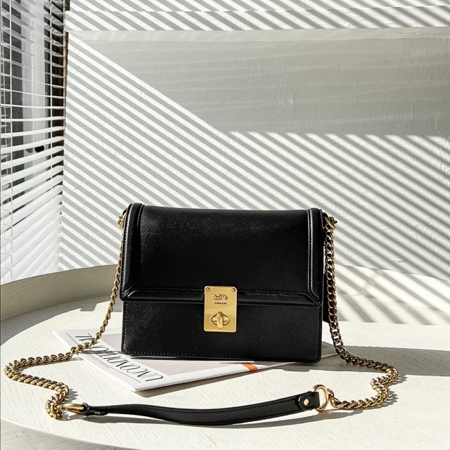 Tas wanita 88342 Hutton Shoulder Bag